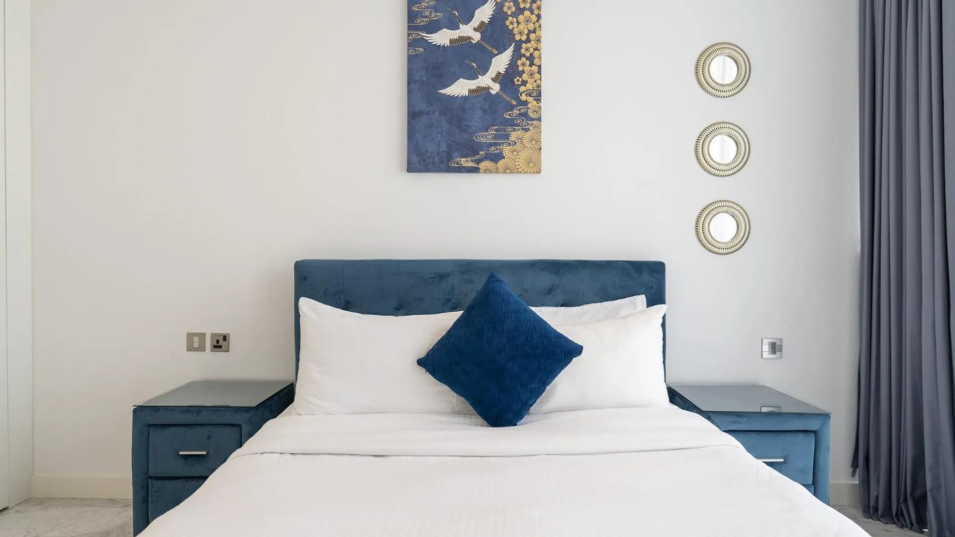 Chic 1Bedroom Apartment Perfect Blend Of Style And Comfort Dubai United Arab Emirates