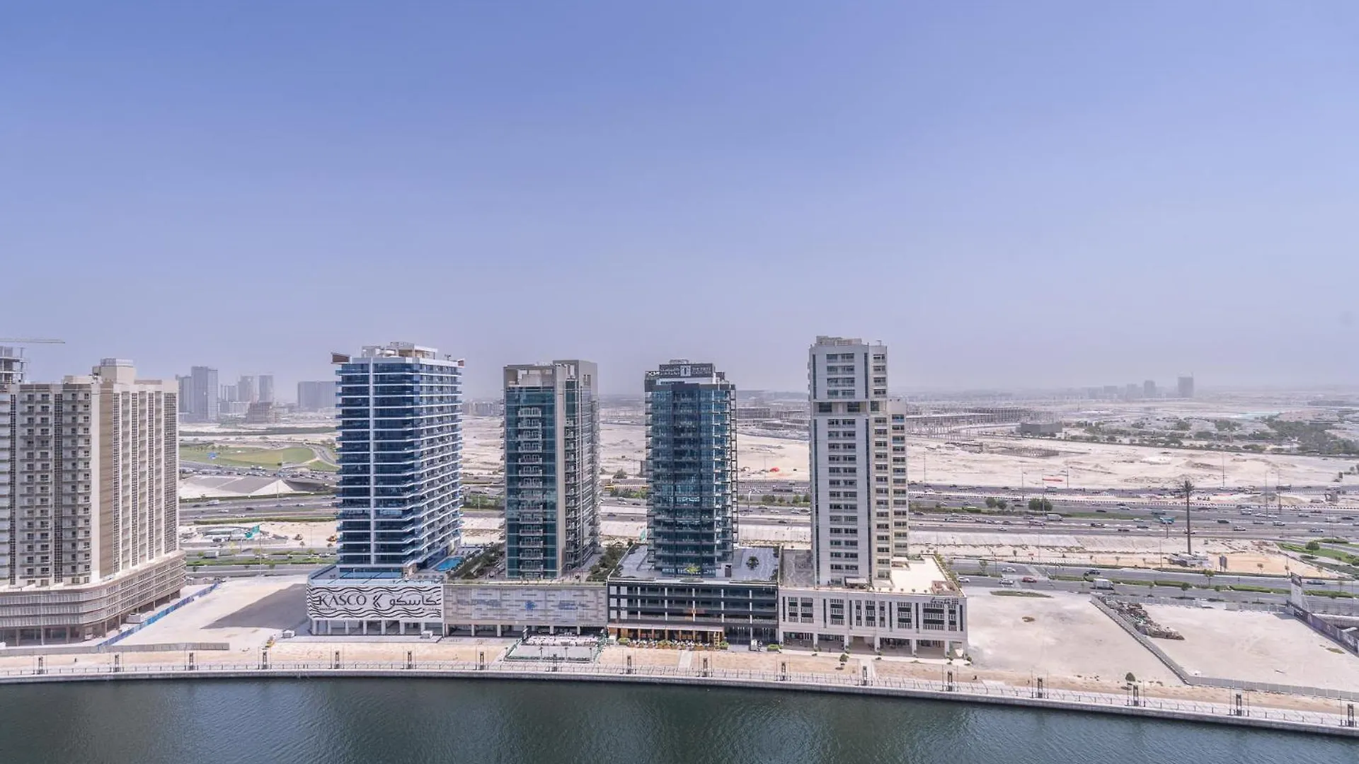 Chic 1Bedroom Apartment Perfect Blend Of Style And Comfort Dubai